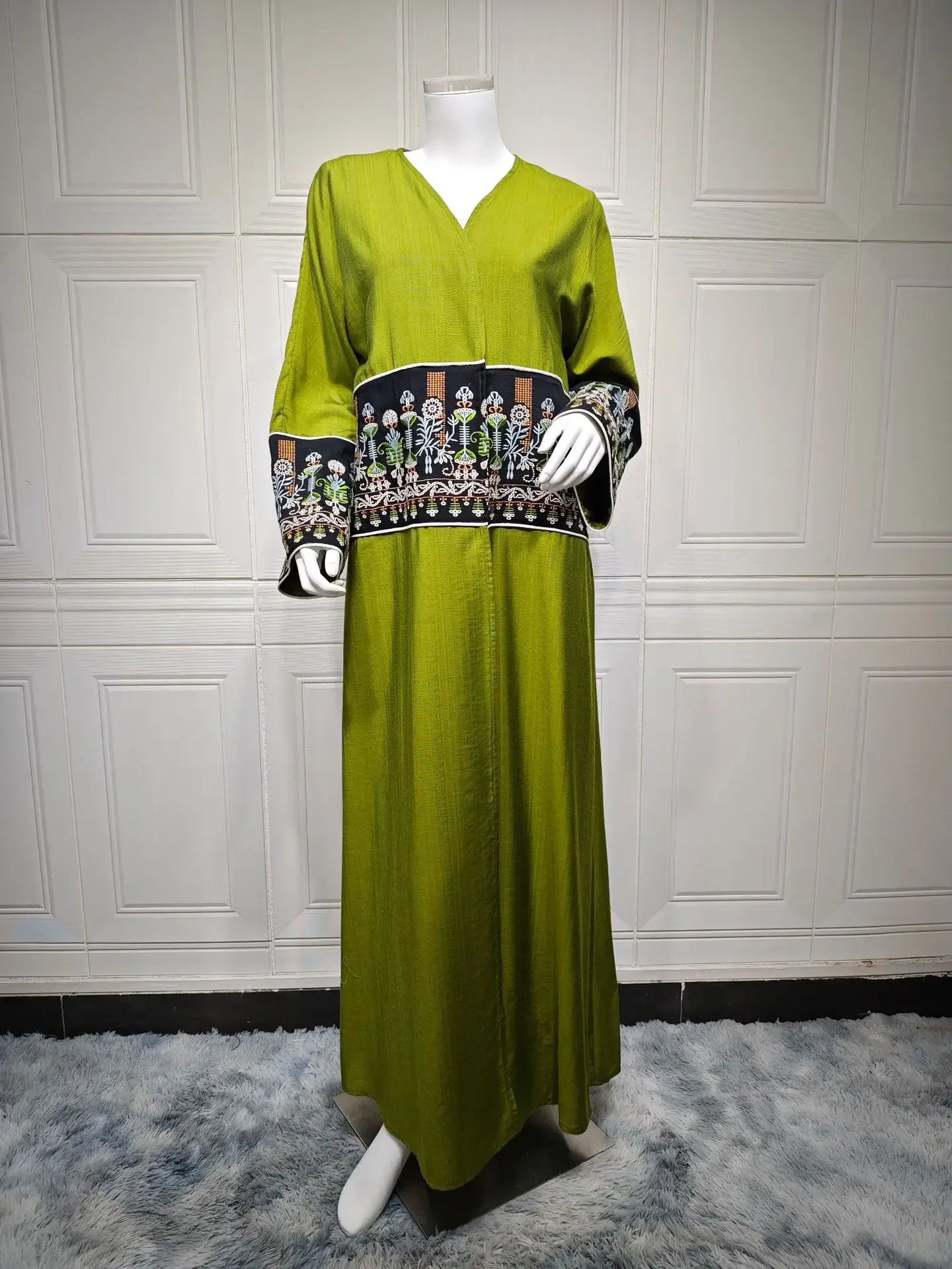 Elegant Muslim Embroidery Cardigan for Women Eid Arab Hijab Abaya Dress Dubai Saudi Modest Clothing Islamic Turkey Open Abayas