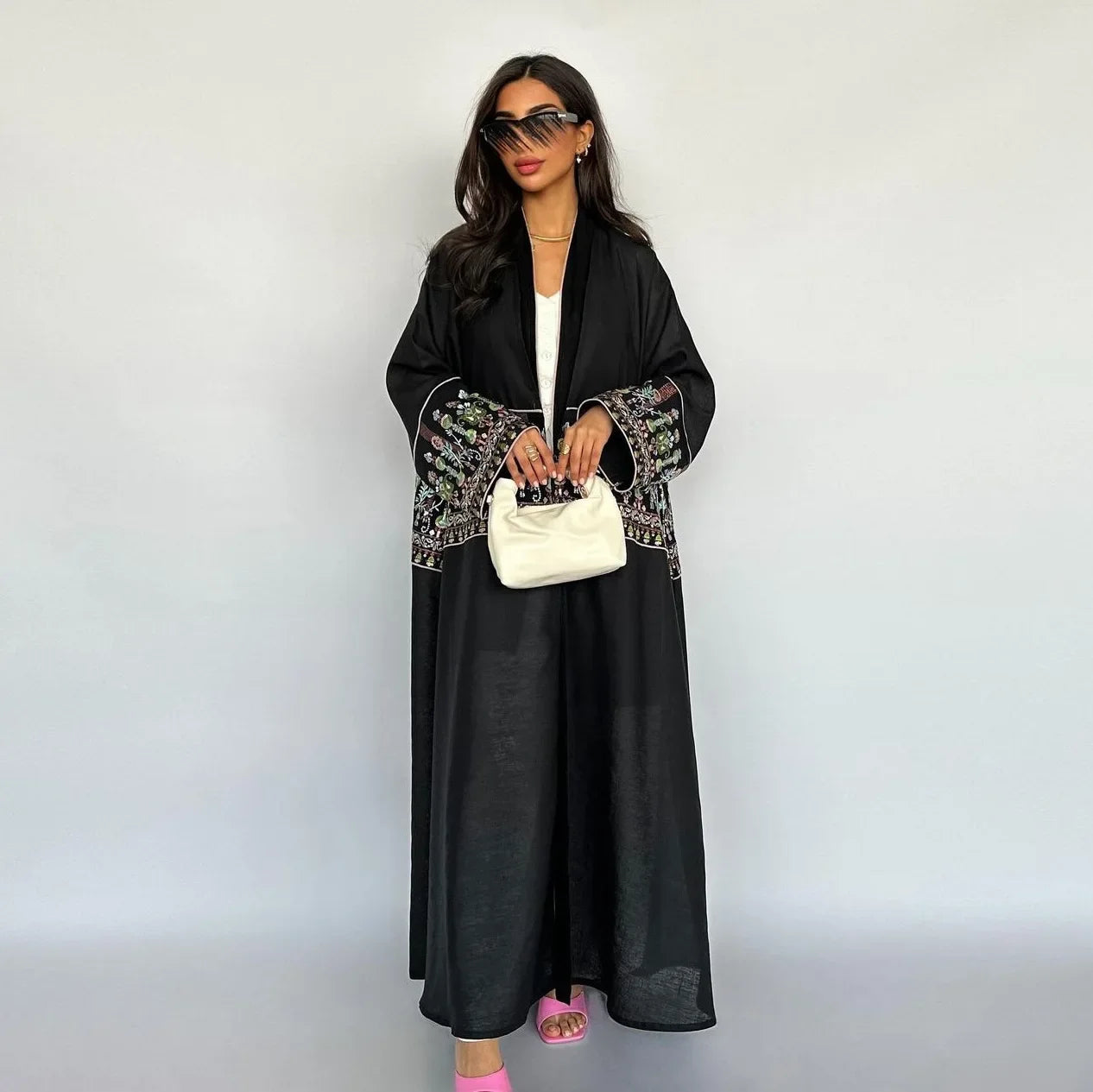 Elegant Muslim Embroidery Cardigan for Women Eid Arab Hijab Abaya Dress Dubai Saudi Modest Clothing Islamic Turkey Open Abayas